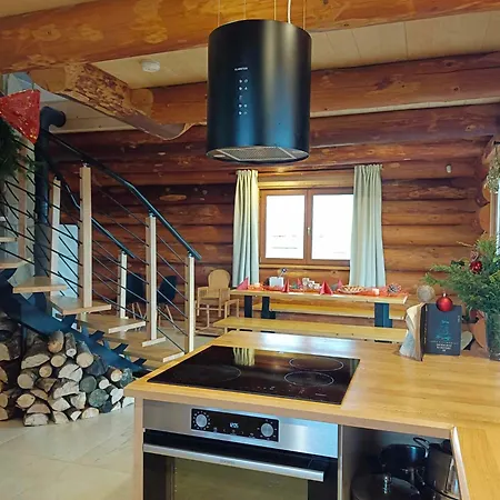 Vakantiehuis Wellness Srub U Holubu *