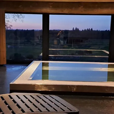 Wellness Srub U Holubů Ferienhaus