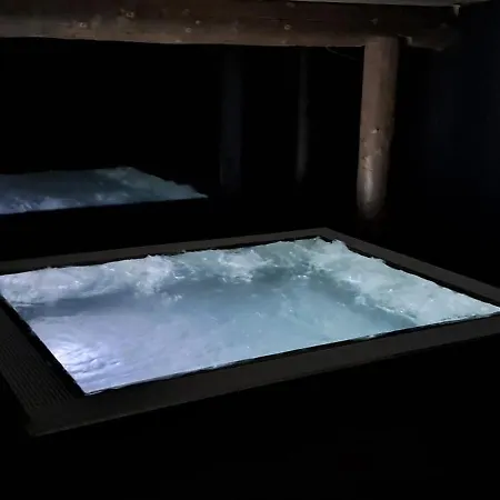 Wellness Srub U Holubů * Malsice